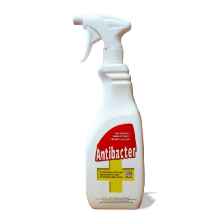 Disinfettante spray in flacone da 750 ml